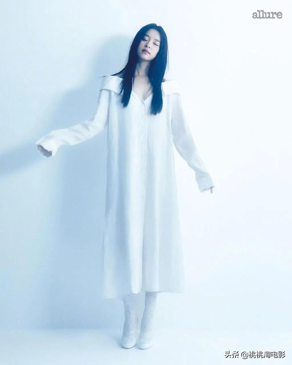韩女星韩孝周清新杂志大片,时隔5年再出影视作品