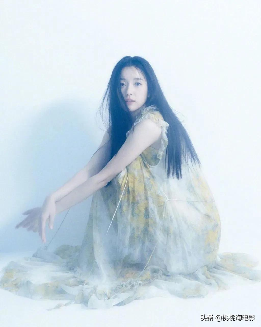 韩女星韩孝周清新杂志大片,时隔5年再出影视作品
