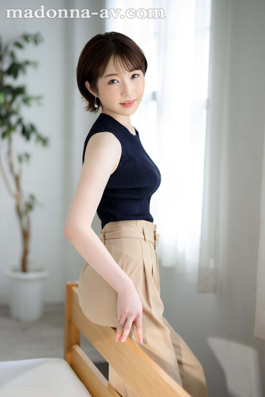 脸蛋和身体都是模特儿水准!上戸まり(上戶真理,Ueto-Mari)闪亮登场!