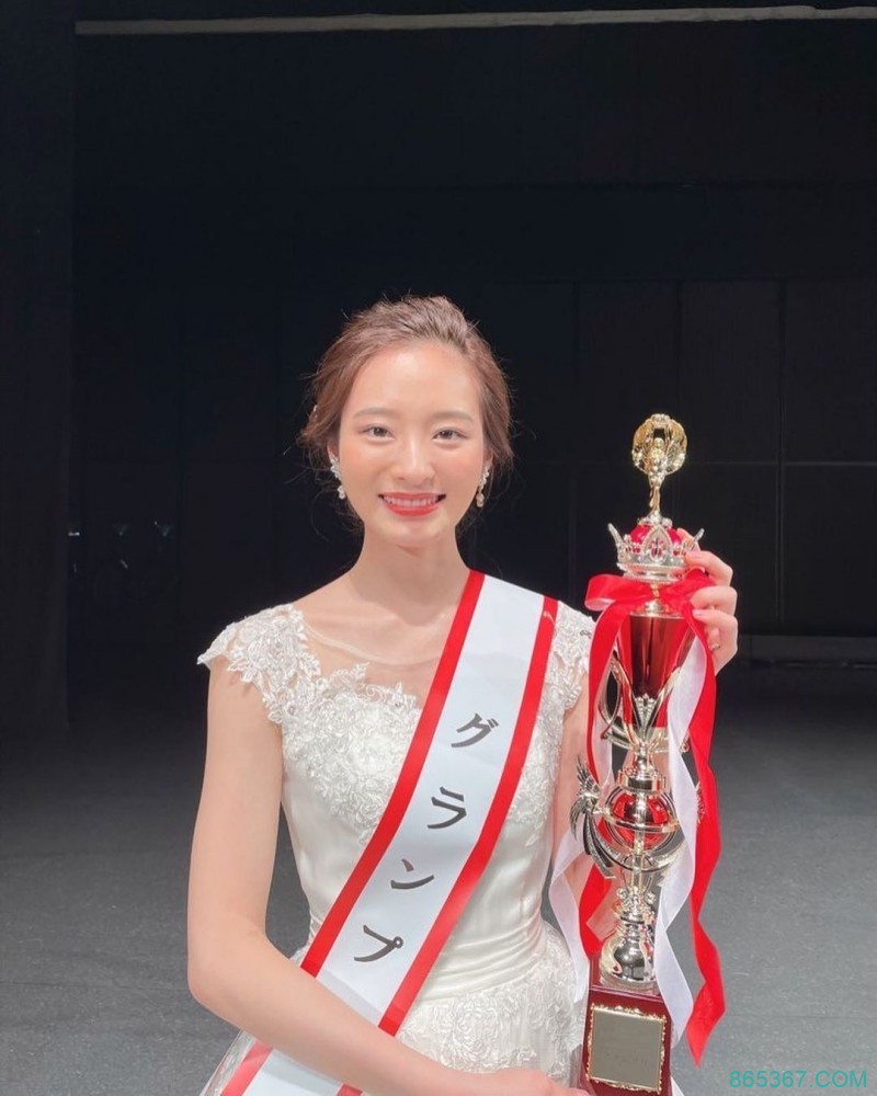 东京大学「女神级校花」正得像石原聪美!夺得「2021最美女大生」也不意外