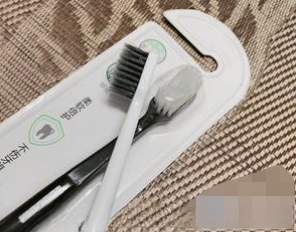 猫咪屁股粘便怎么清理？